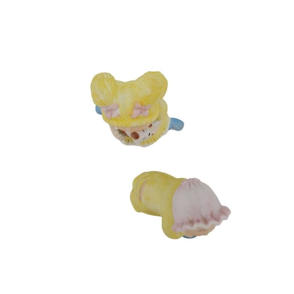 Two Vintage Cabbage Patch Kids Porcelain Figurines Girl with Puppy and Baby - Picture 7 of 10